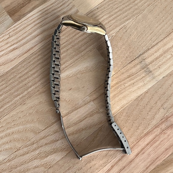 Seiko Ladies Watch Vintage Gold Tone Bracelet Gold Tone Dial Date Window - Picture 6 of 12